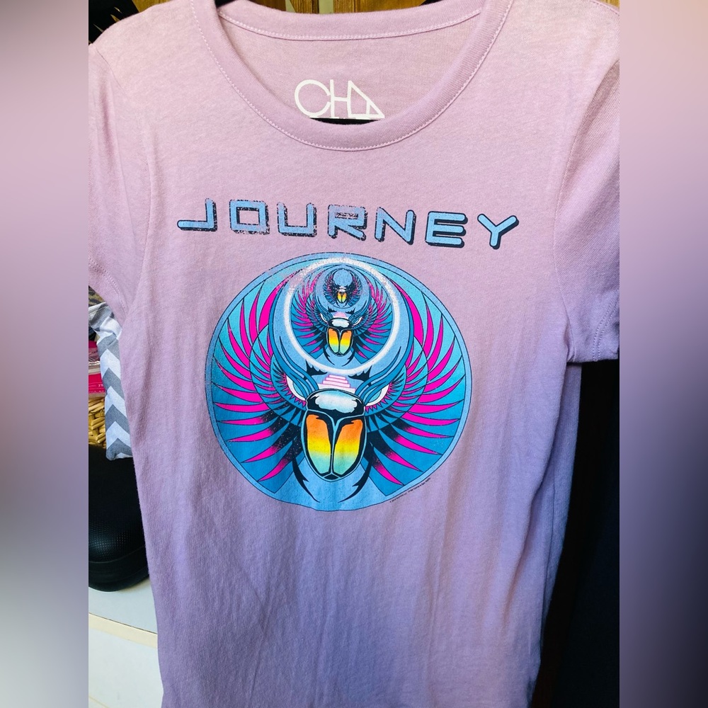 Journey Women’s short sleeve shirt size medium